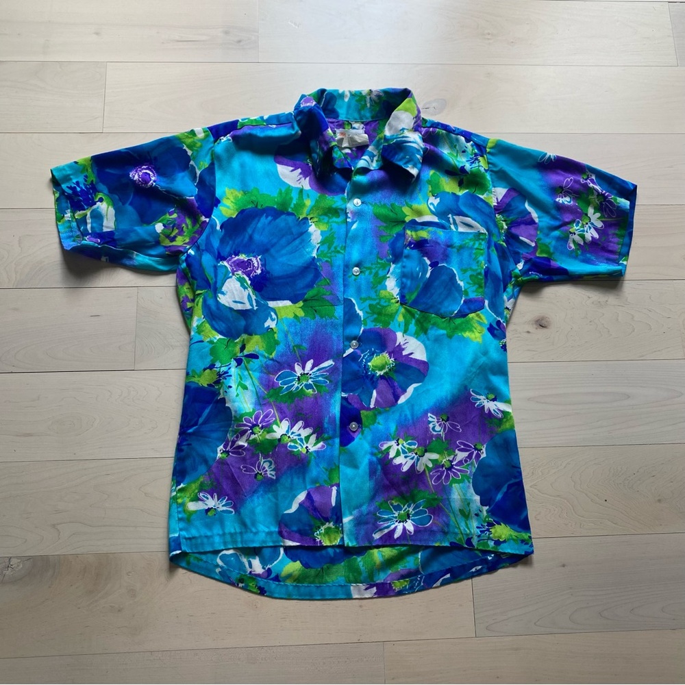 Vintage Hawaiian Shirt by Aloha Honolulu Kawika of Hawaii size medium